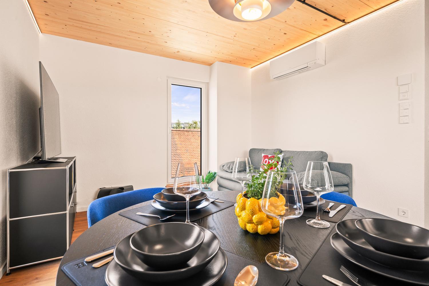 Penthouse Mit Traumhafter Terrasse Klimatisiert Apartment Friedrichshafen Exterior photo